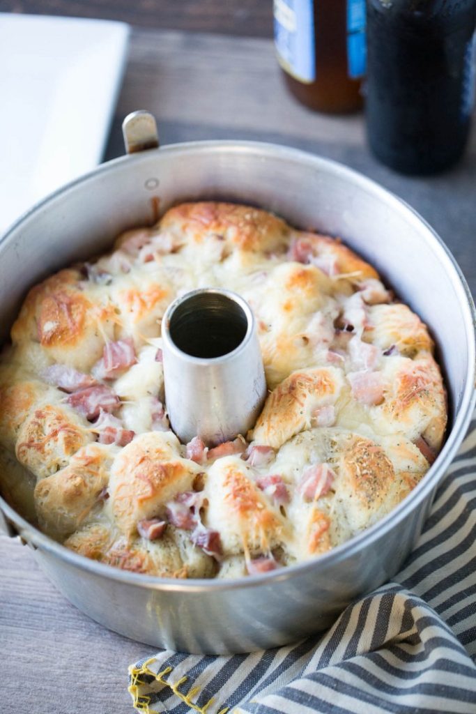 Ham and Swiss Monkey Bread Recipe - loversrecipes