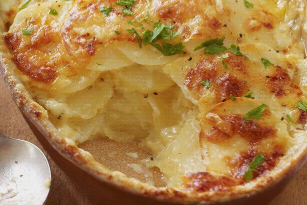 Outrageously Delicious, Skinny Au Gratin Potatoes - loversrecipes